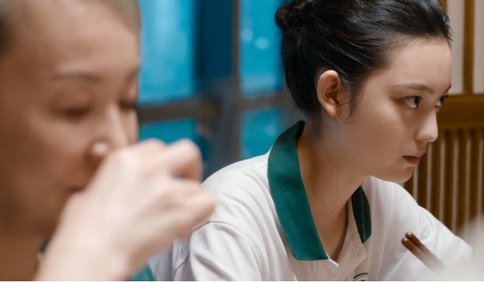 母亲坑女儿，女儿坑闺蜜，这部票房仅2666万电影真敢拍