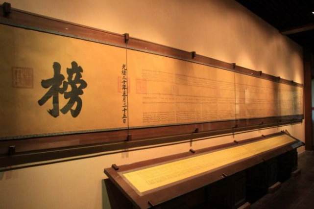 高考试卷为啥不能全国统一？明朝朱元璋统一试卷，结果引来大乱子