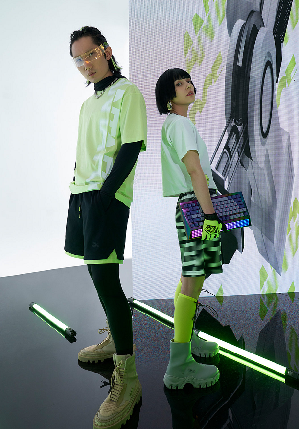 鸿星尔克VS安踏，“国货品牌”谁更胜一筹？这次我站鸿星尔克