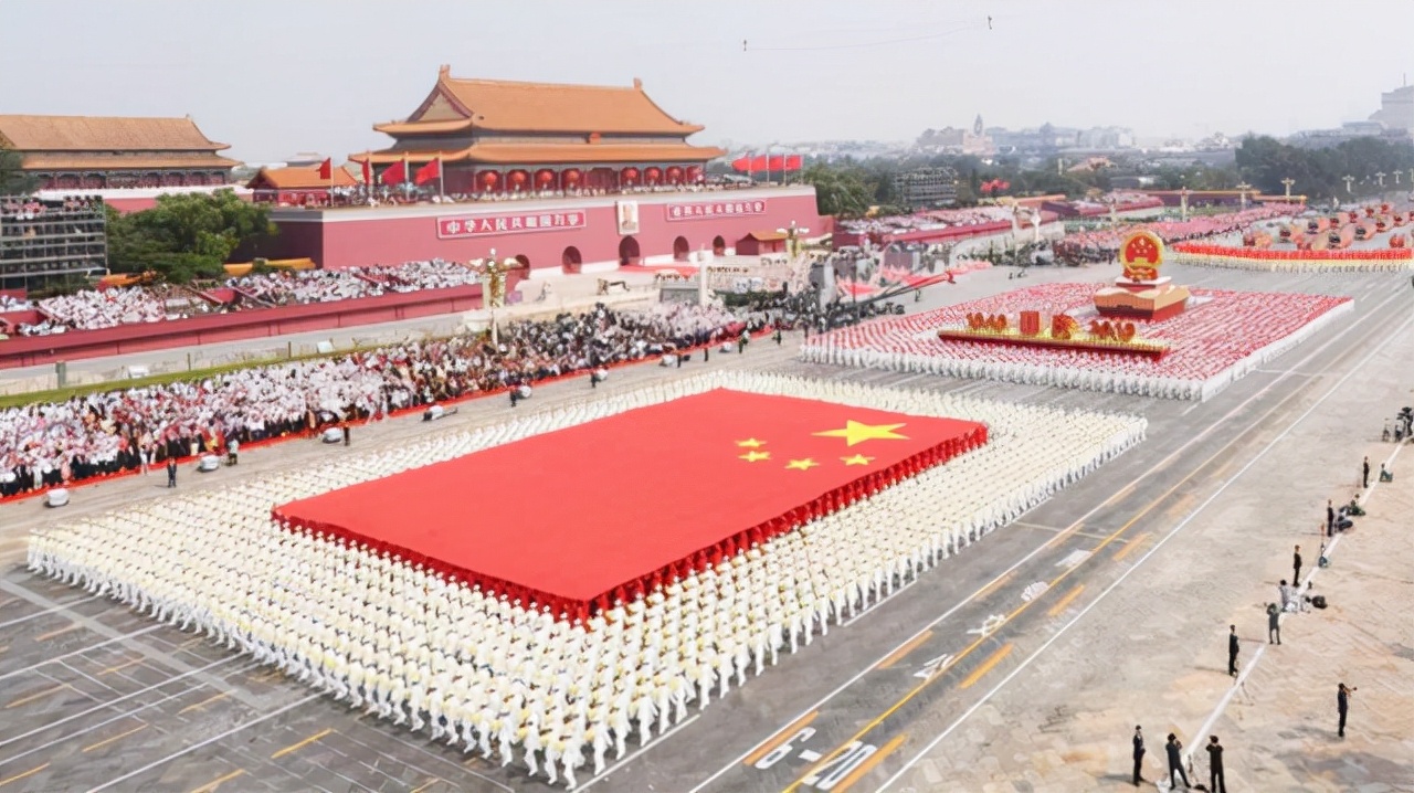 厦门市第一任市长，也曾担任广东省省长，90岁逝世，官至正部级