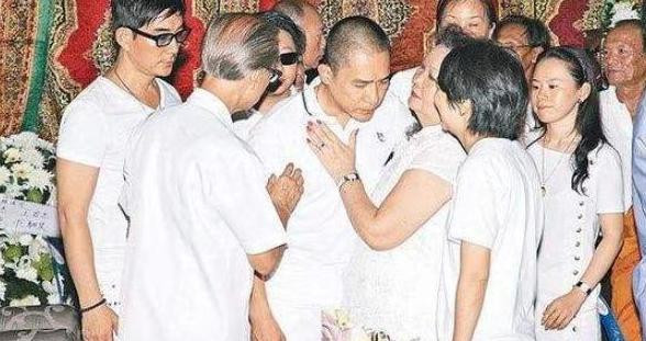 泰国白龙王被揭穿,泰国白龙王有多"神"?