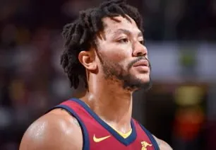 nba球员为什么喜欢穿老款鞋子(盘点NBA球员的那些特殊爱好)