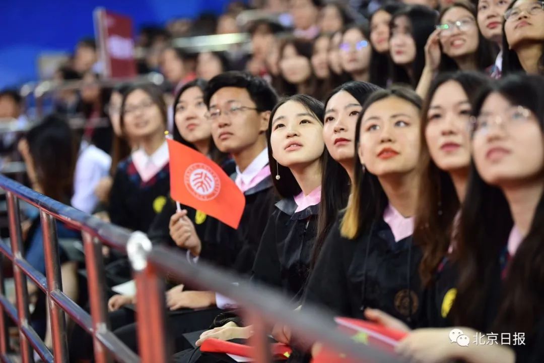 上任后首次，北大校长郝平为毕业生带来“最后一课”