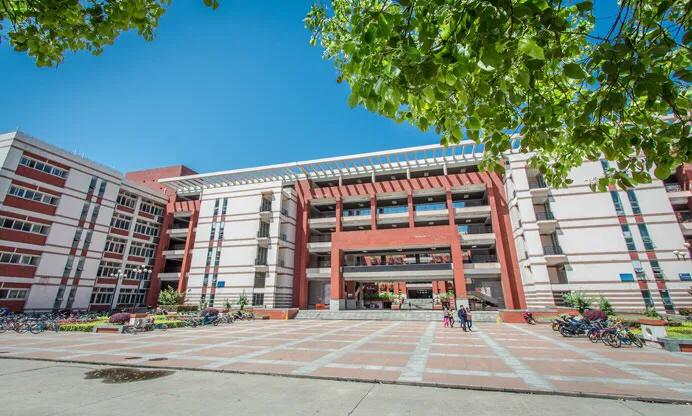 #长江大学，湖北省属高校中规模最大、学科门类最齐全综合性大学