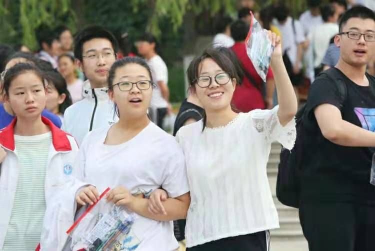 今年高考录取率将突破90%？班主任给出答案，学生终于放心