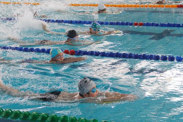 高考结束，4名高考学生溺水身亡！一女生跳河，五人施救四人遇难