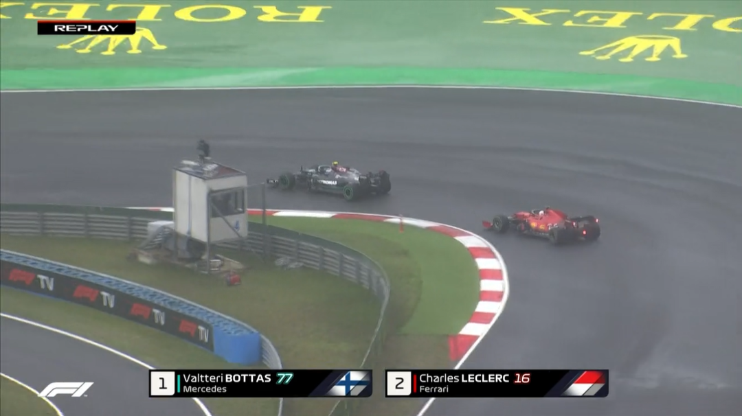 F1土耳其站正赛：博塔斯赛季首冠，两位“白牛”车手包揽二三