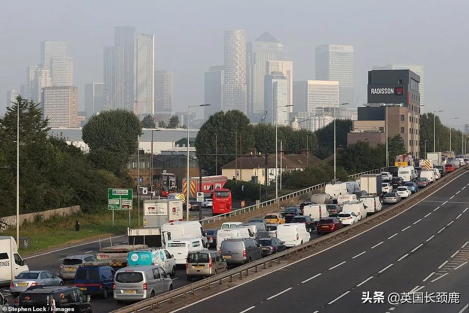 中国限航将持续至明年上半年！今日百万英国学生重返校园