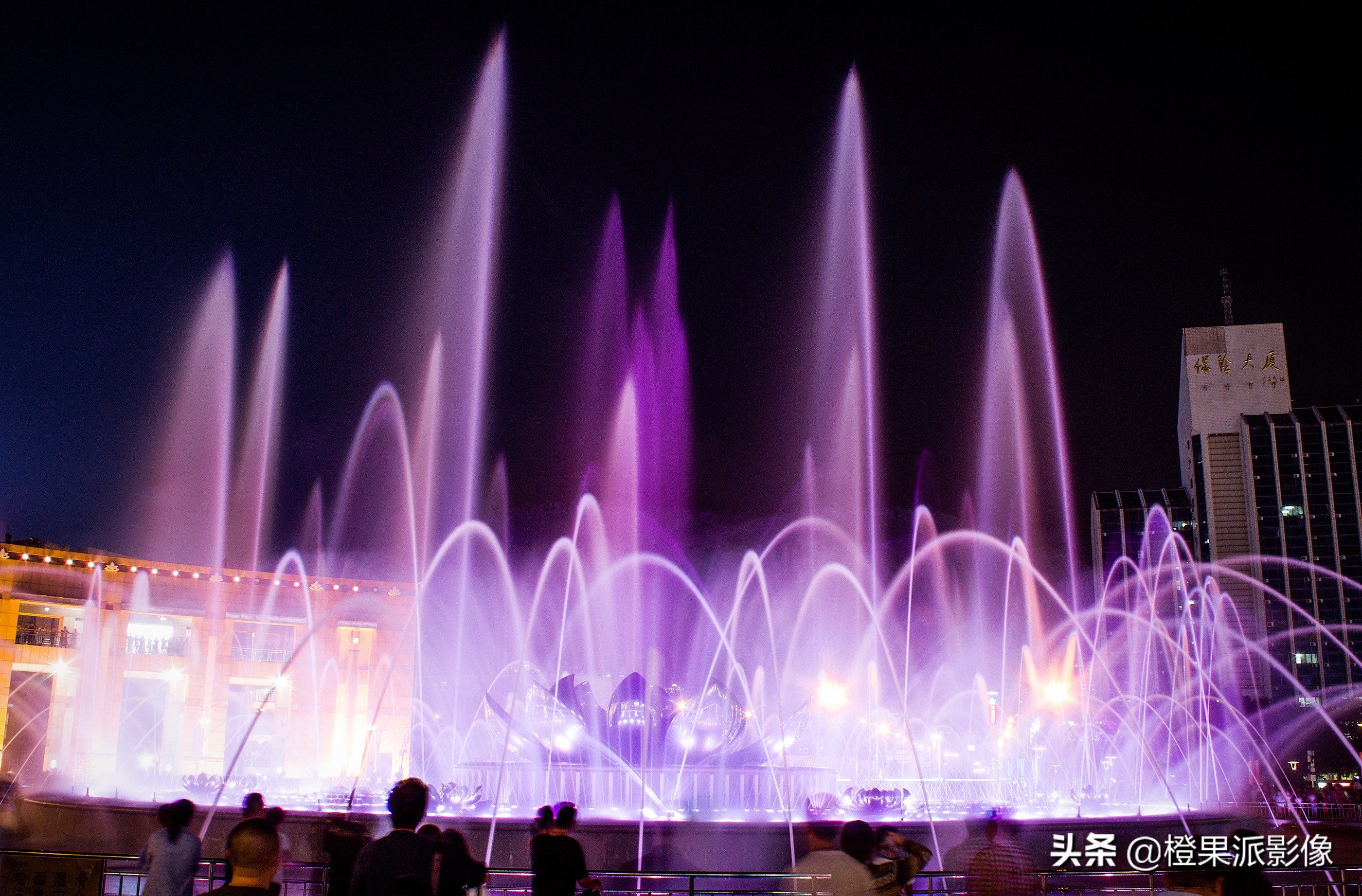 济南泉城广场喷泉时间，2022年泉城广场喷泉时间表