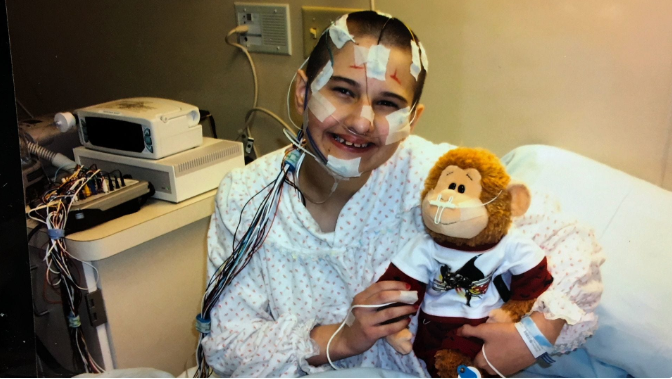 美国“残障女”联合男友杀害亲生母亲，得手后：那个婊子死了