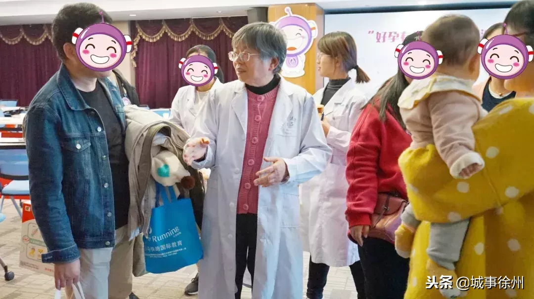 她们泪洒现场,泣不成声,到底是怎么回事?