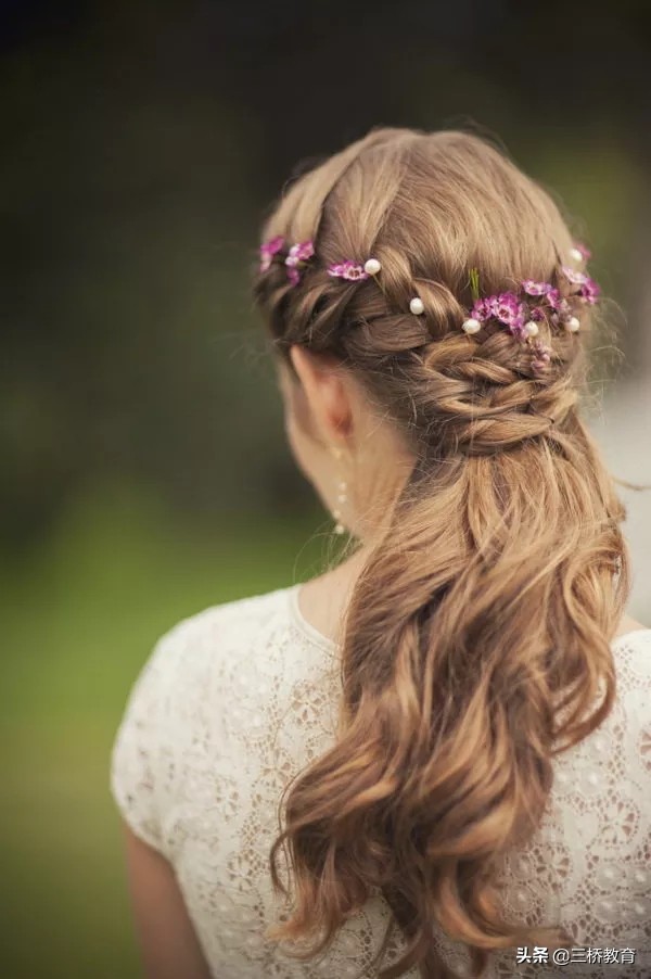 美发培训哪里好？来三桥职校迅速了解美发专业，据说还会推荐就业