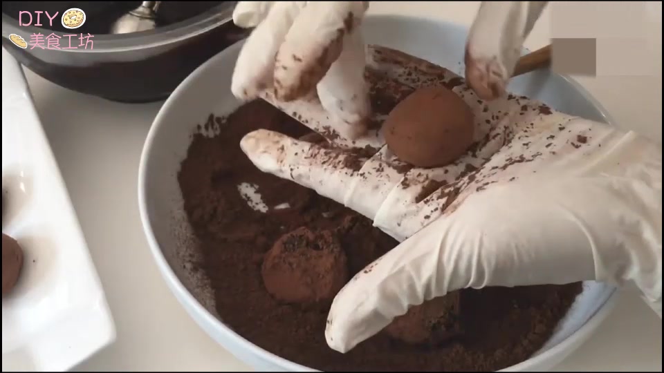 「烘焙教程」好食材好做法—教你做巧克力松露