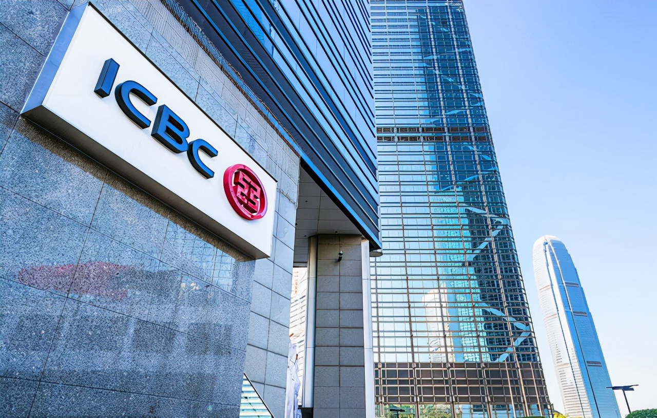 进行房产抵押贷款时银行都有什么标准？抵押贷款哪家银行最好？