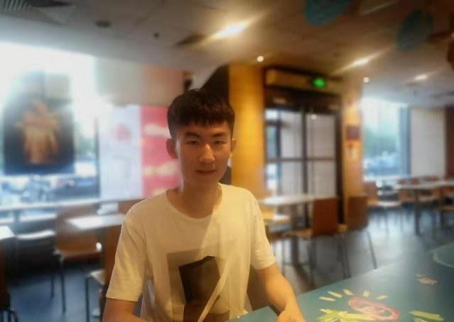 他是19年辽宁省高考状元，妈妈放手教育，孩子自有三条学习妙计