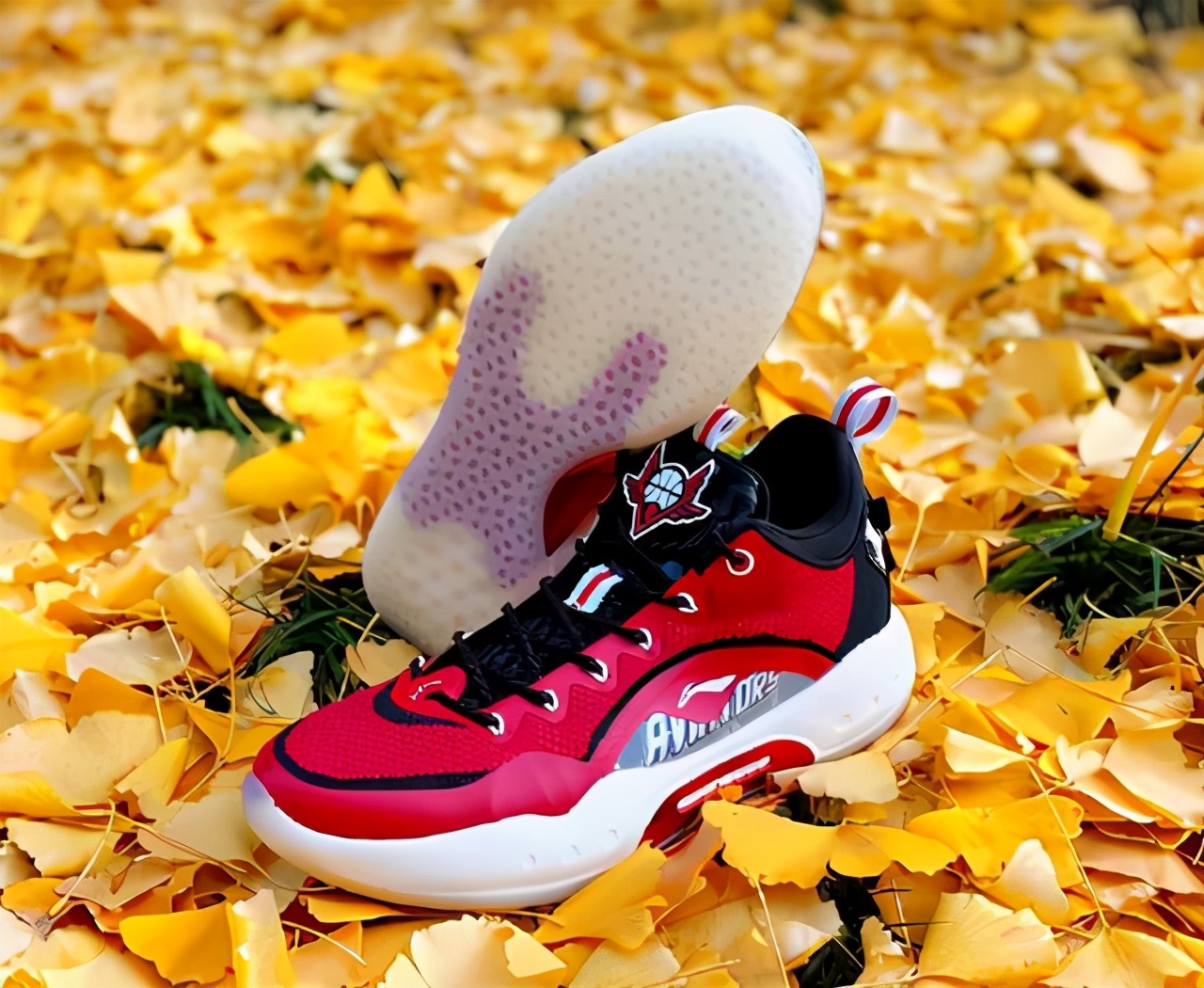 cba用哪个品牌篮球(力挺cba联赛!