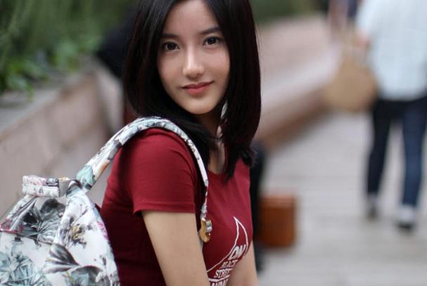 清华大学校花排名，榜首是高考“双料状元”，美女学霸真的存在