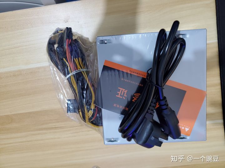 硬件玩乐04：年轻人的第二款NAS（组装机-成品）