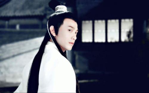 古龙48则经典语录：人在江湖，身不由己，寸心之争，生死忘矣