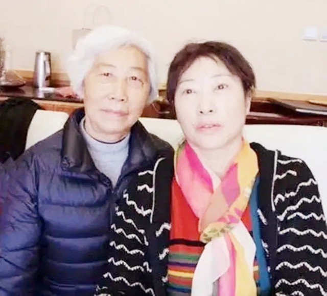 王耀武的后代过得怎么样？女儿生下“五朵金花”