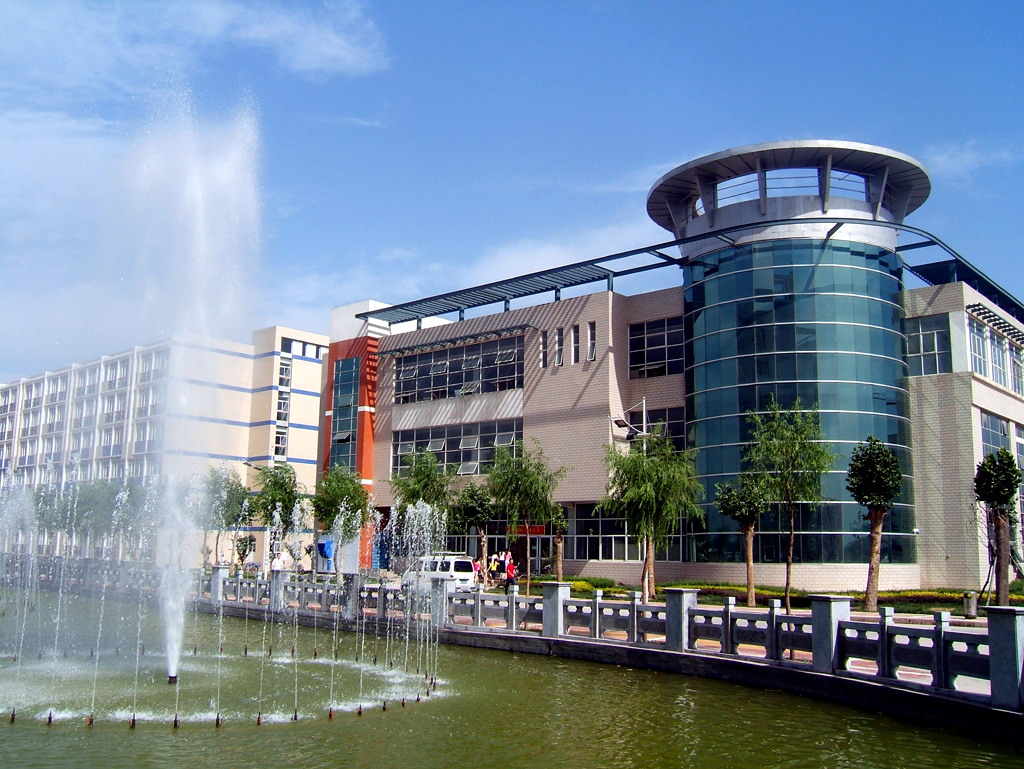 以大学命名的两所专科院校——开封大学、焦作大学2020招生计划