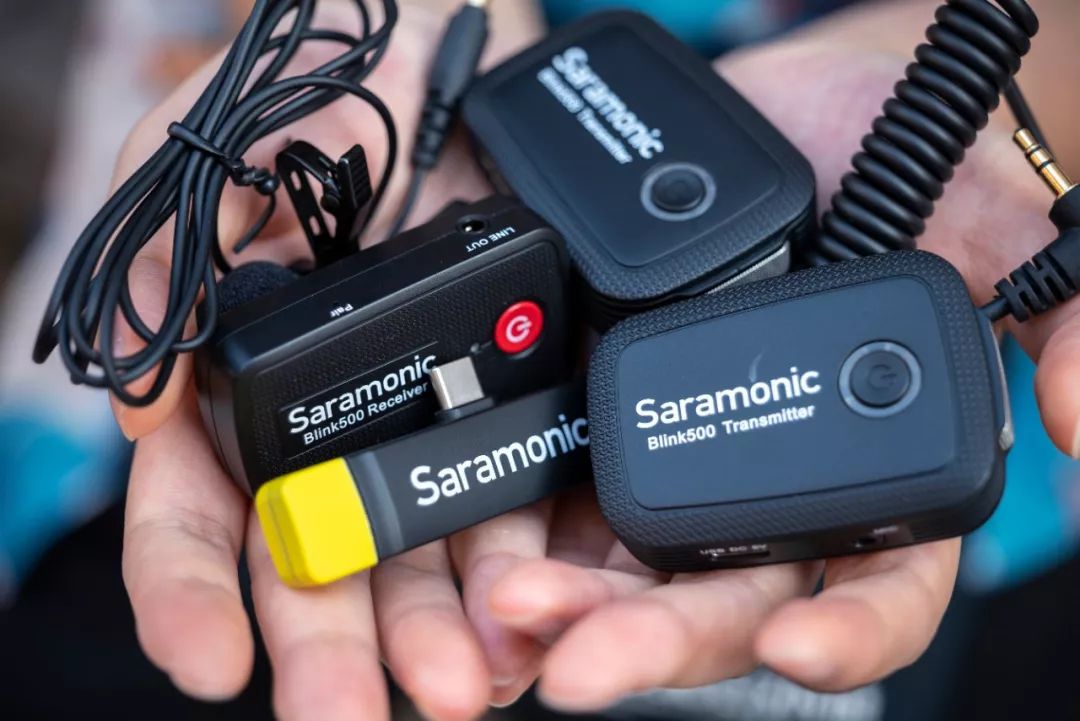 国产麦克风居然可以这么轻?