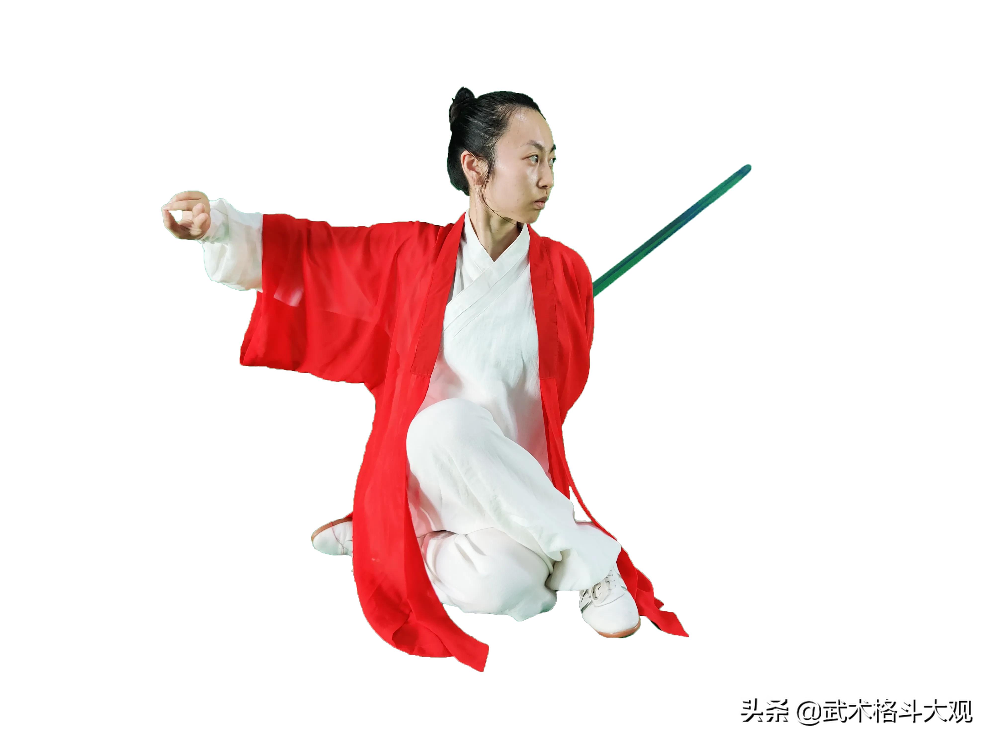 古朴练剑的技巧，如此练习，实战技法如火箭腾空