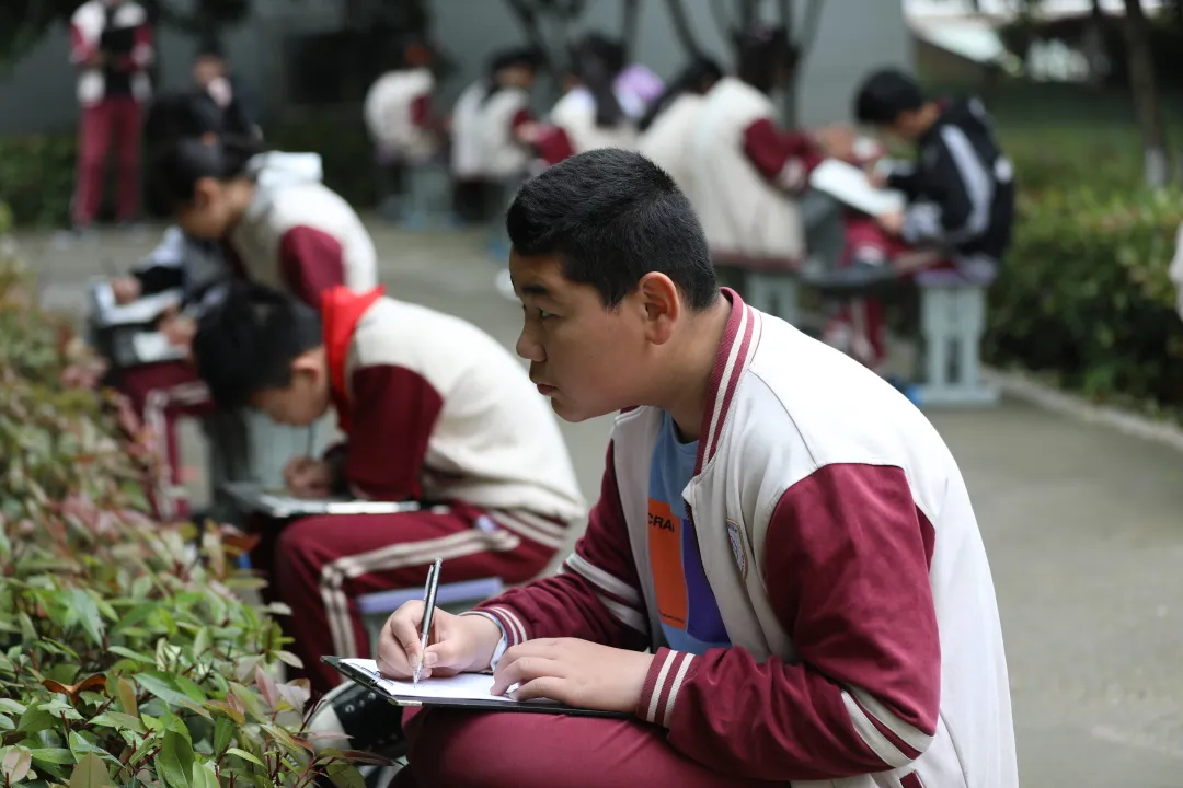 美育宇通 绘出不一样的校园