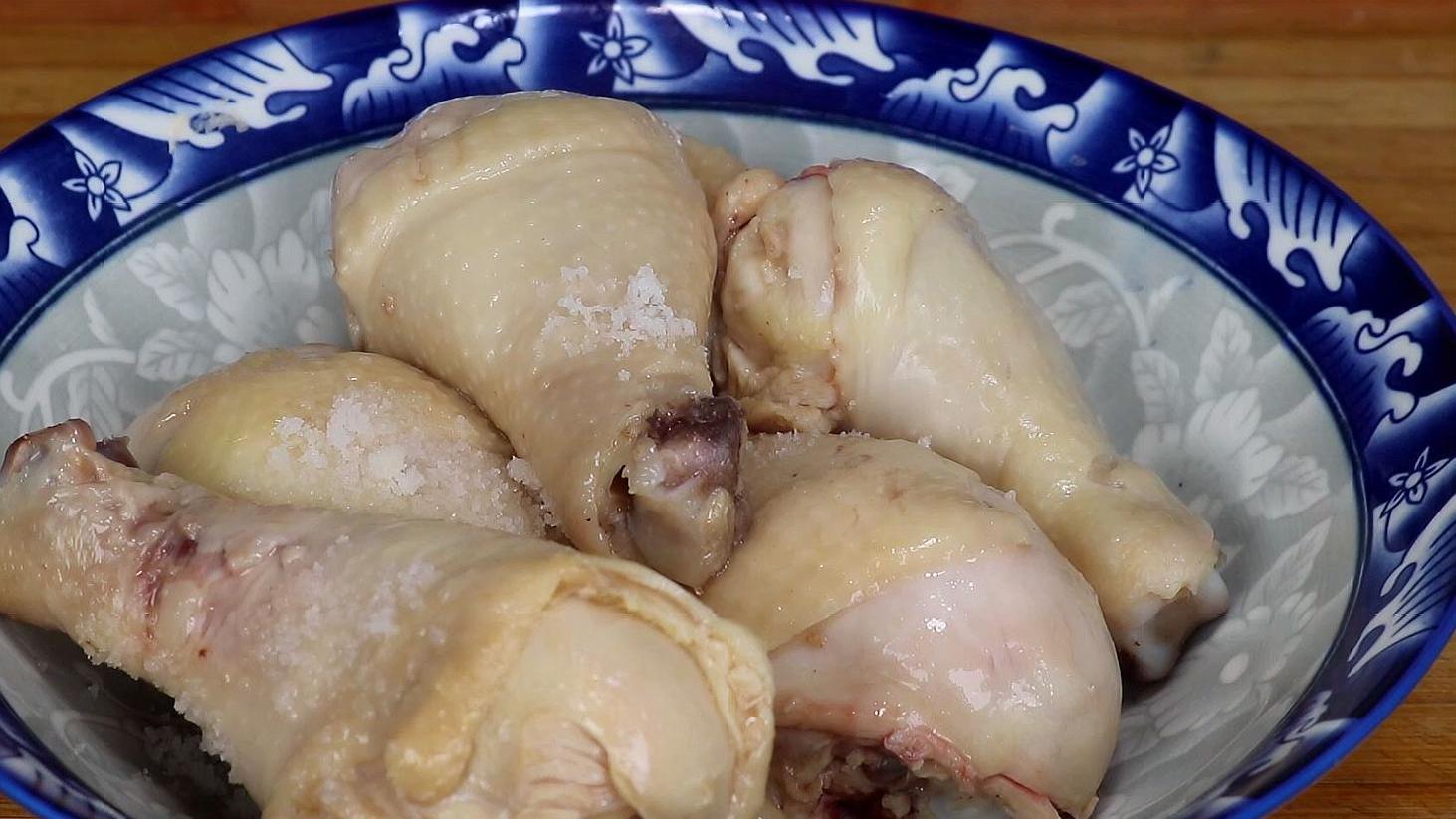 鸡腿向锅里一扔,我家一周至少做3次,软烂入味,全家都爱吃