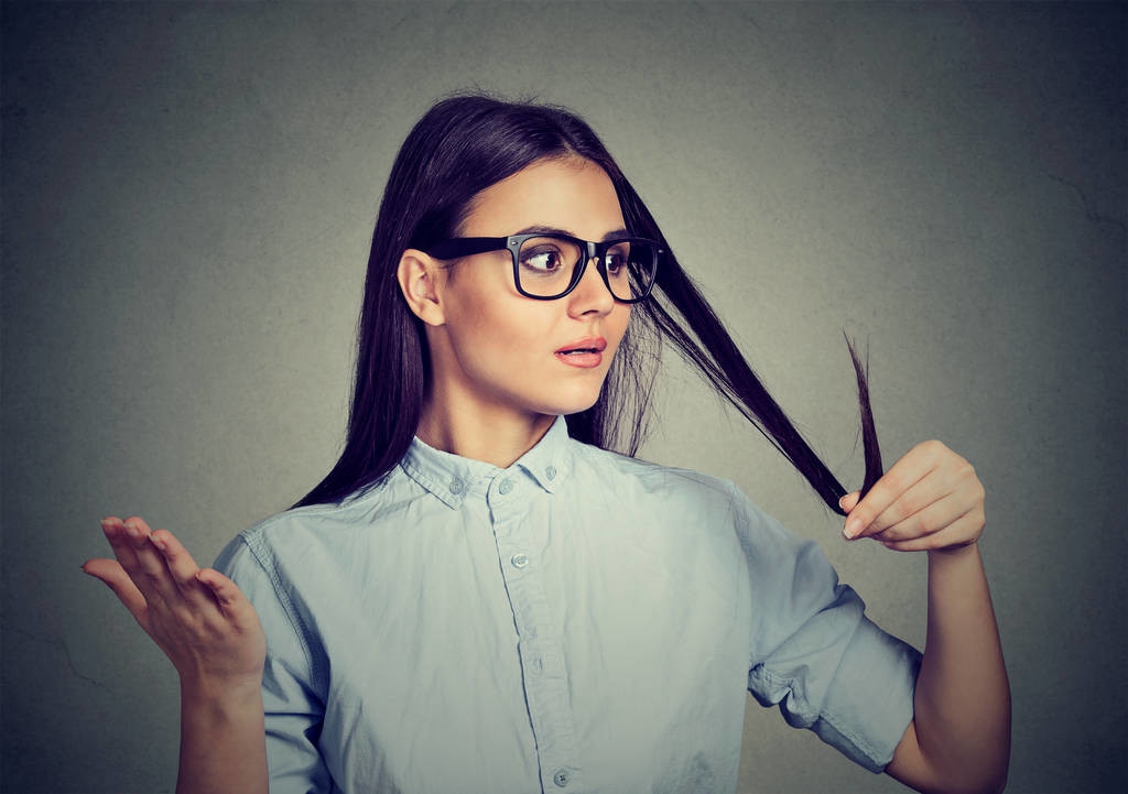 脱发严重恐变秃头？科学应对方法帮你重拾浓密秀发