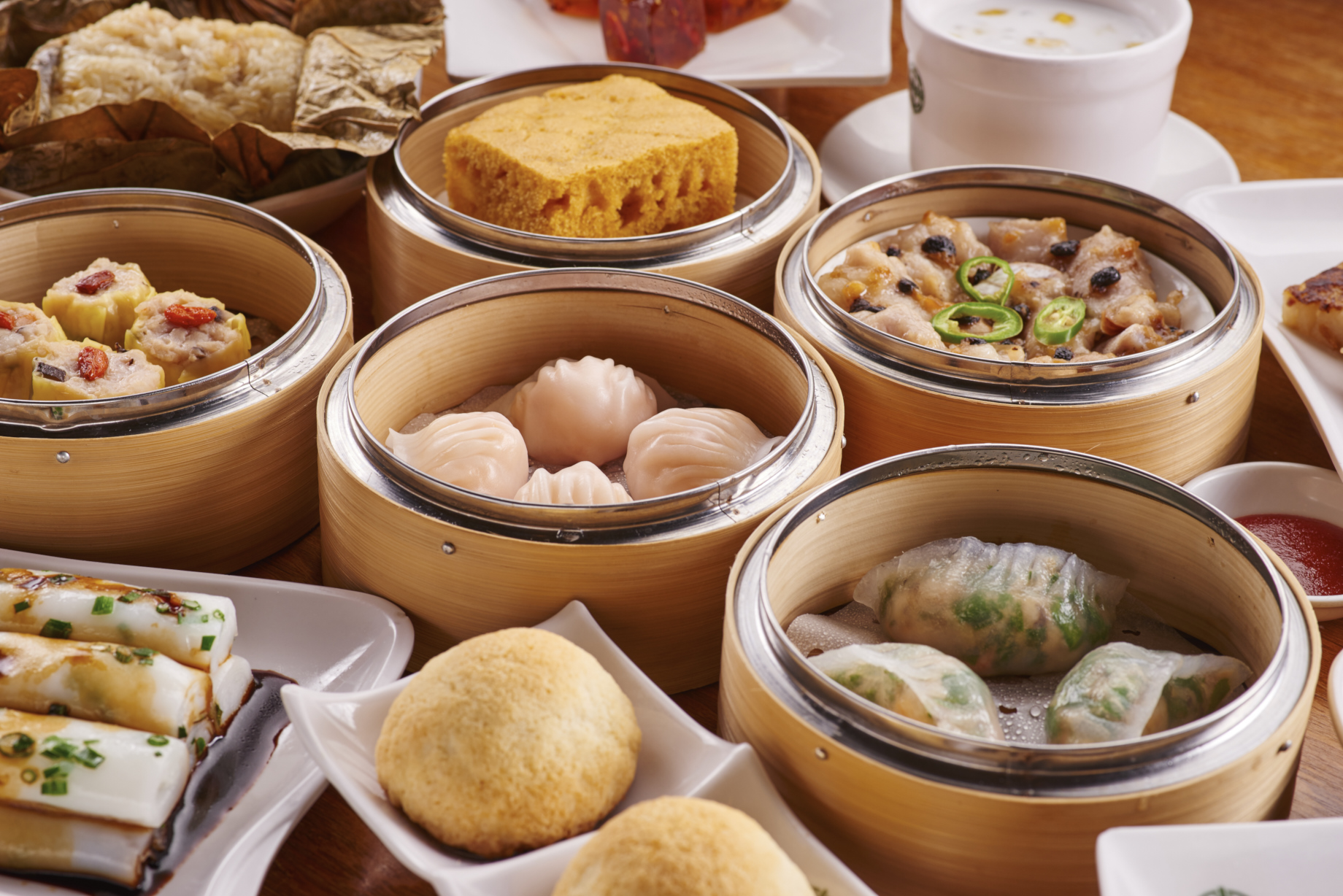 盘点香港各种便宜又大碗的美食，预算不够也可以吃到大满足