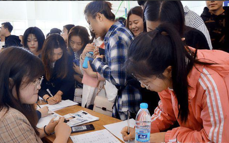 哪个大学出来可以当官（学生选这5所大学说明有眼光）