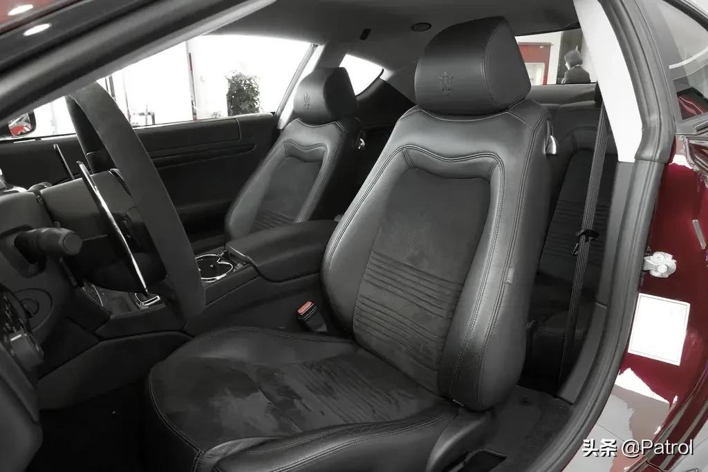 一代经典神车，玛莎拉蒂GT，新车落地300万，如今50万都难卖