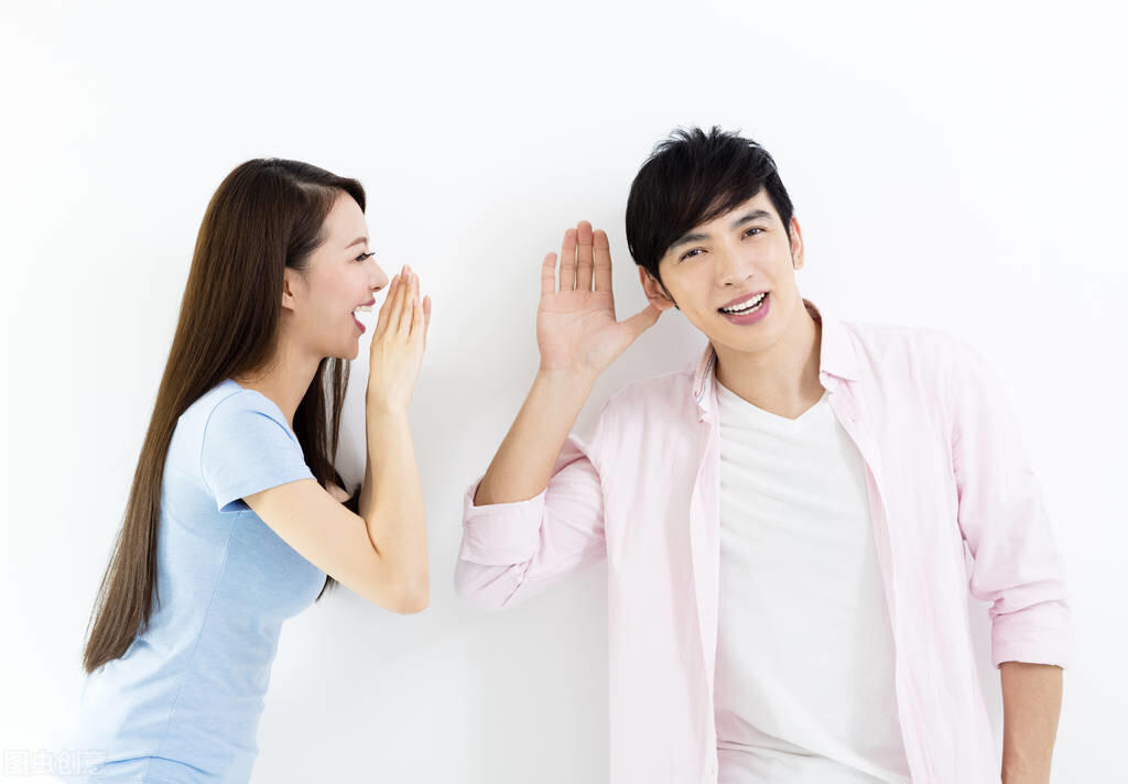 如何跟喜欢的男生聊天？