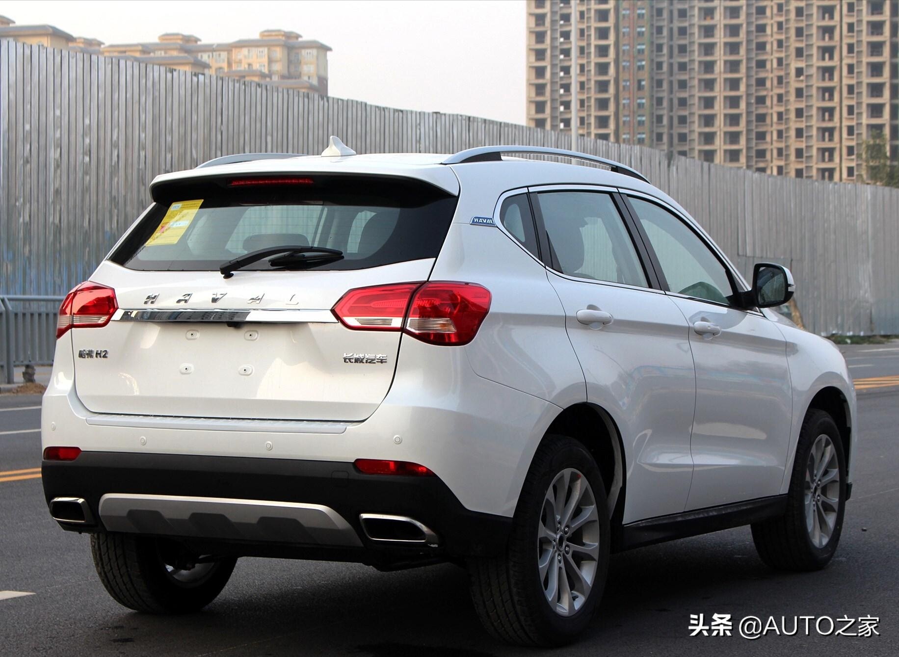 长城小型suv"颜值担当",1.5t油耗7升,新款h2真帅气