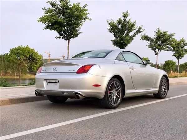 雷克萨斯生产的唯一一款敞篷跑车——凌志sc430