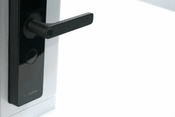 家庭守护第一关卡！五大智能门锁横评：安全原来这么多门道