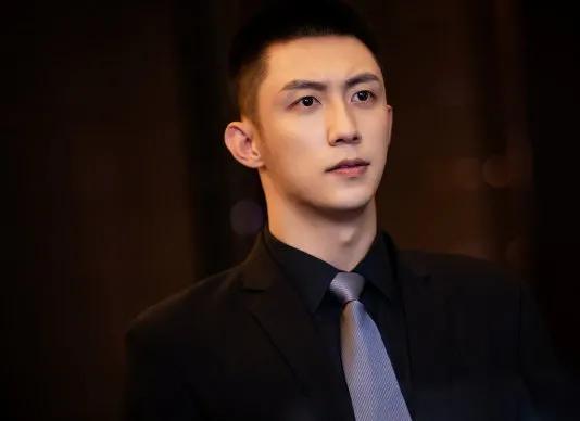 任嘉伦阳光,朱一龙太野了吧