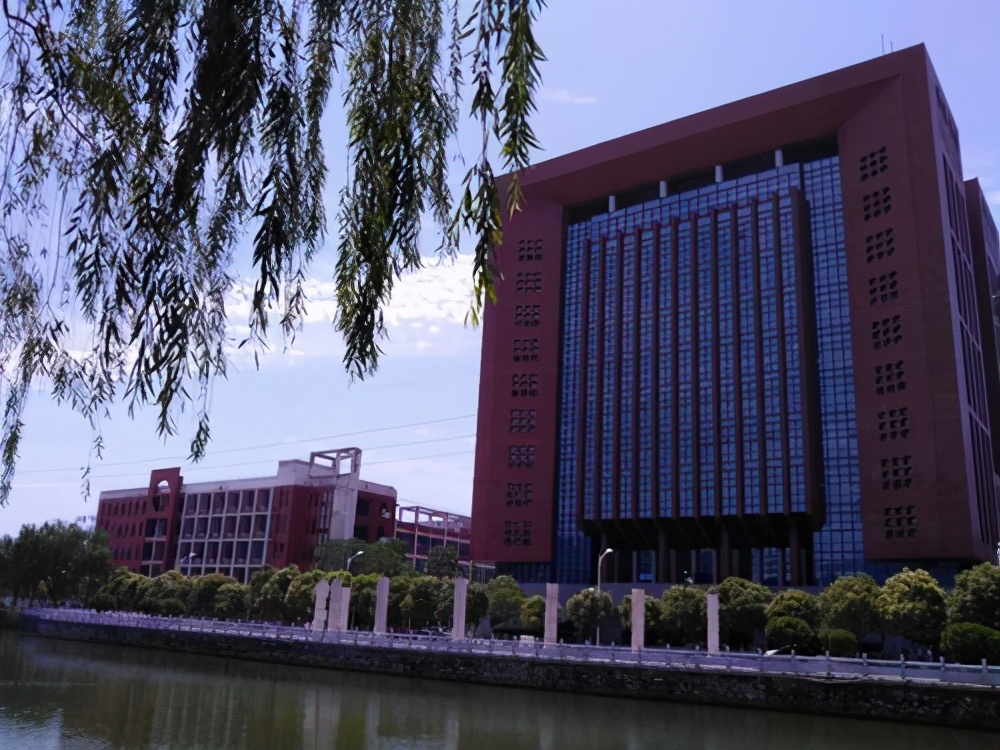 捷报！河南一学院更名大学有望？2021年将成为其中关键一年