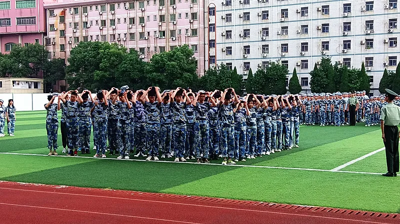 迷彩青春 意气风发｜南昌现代外国语学校2021级新生军训圆满闭幕