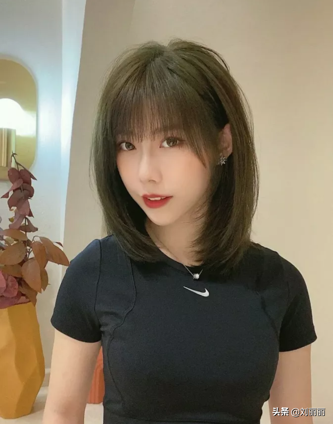 "锁骨发"发型19款,一看就很喜欢,瘦脸时尚不夸张