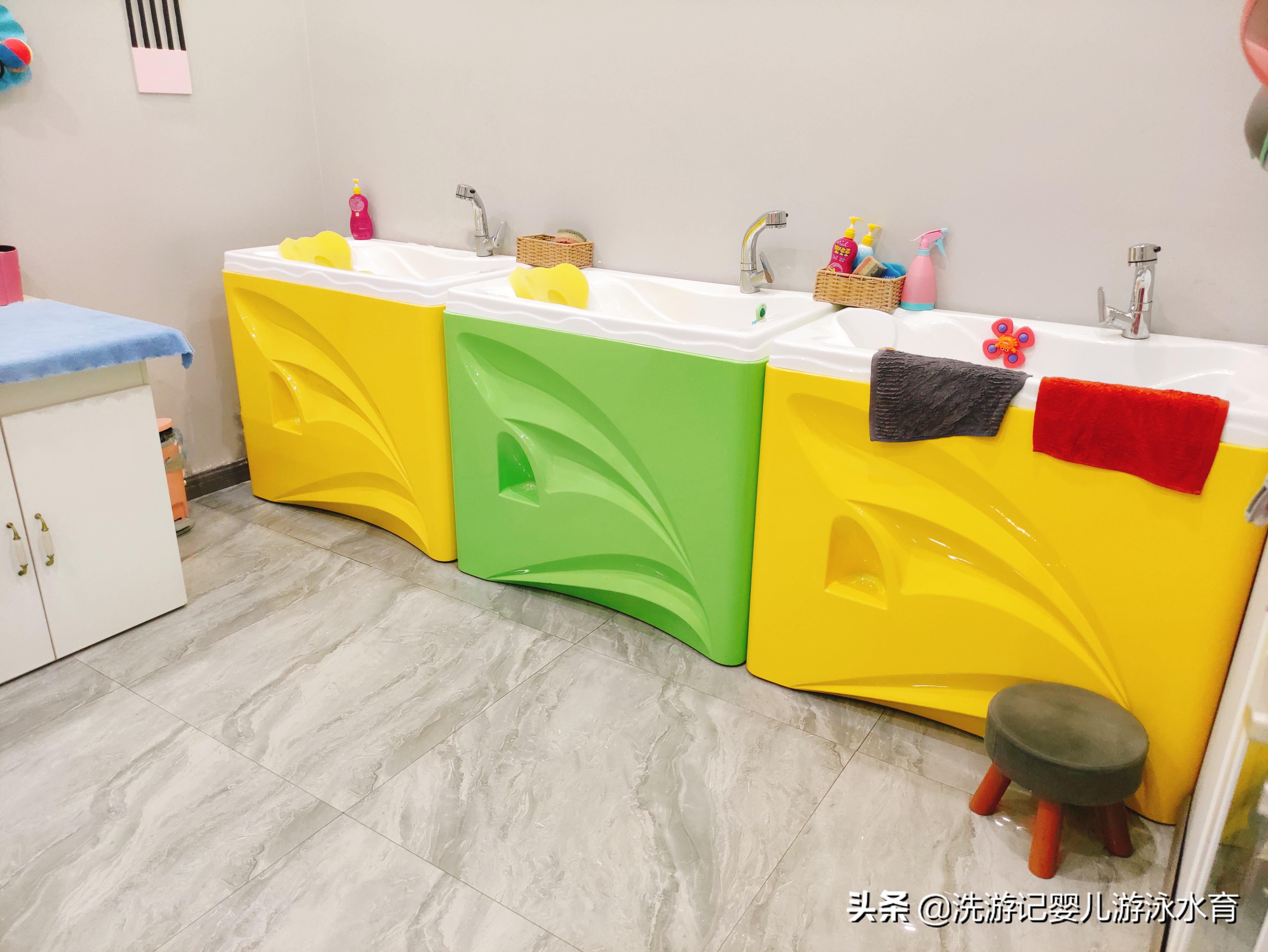 加盟開個嬰幼兒游泳館寶寶洗澡游泳需要多少錢