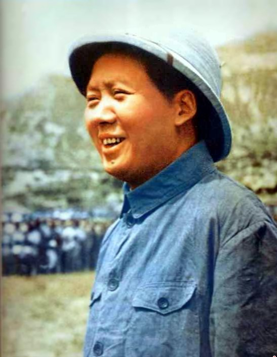 中央三次调陈龙保护毛主席，但都被他拒绝，这是为何？