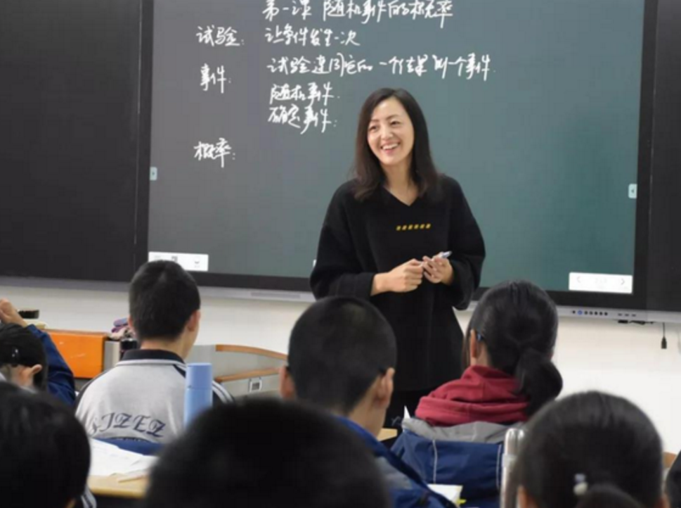 培训机构进入“寒冬期”，新东方第1个转型成功？新增课程吸引人