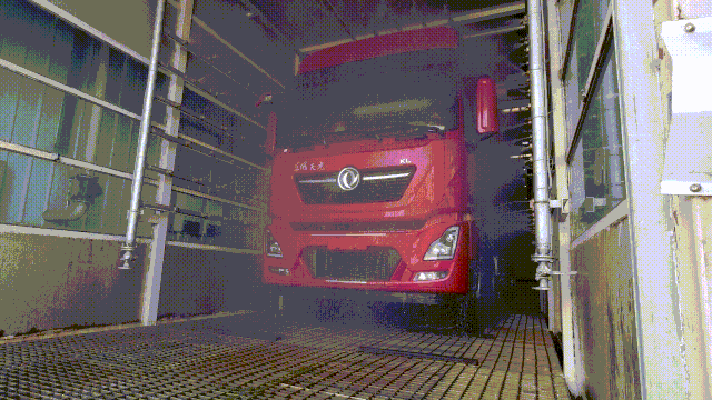 一体式制冷机+56m³大货厢 东风KL牵引车 跑冷链不切割驾驶室