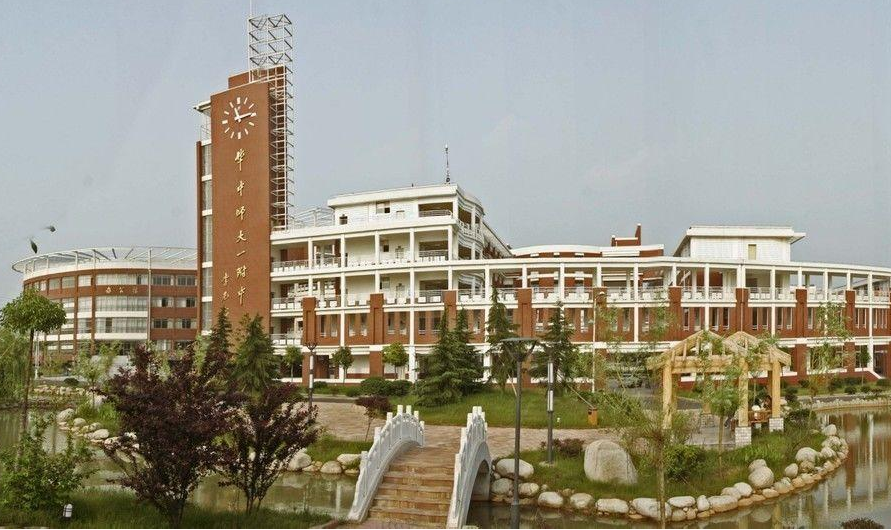 我国“百强高中”前5名，一本录取率最高99.5%，最低92.6%