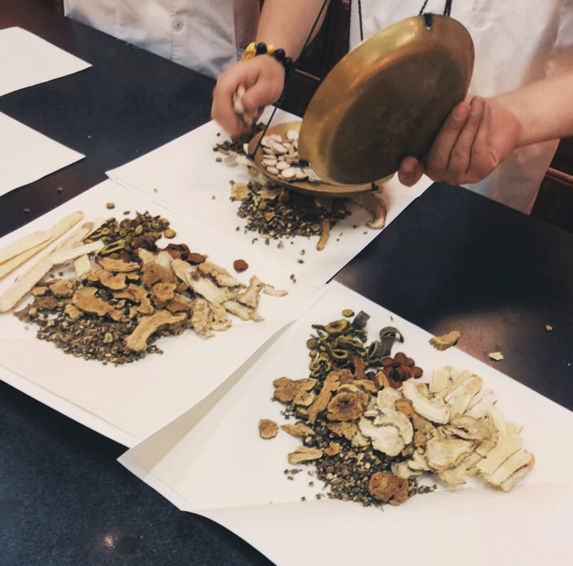 大学生请假的四个常用理由，辅导员：骗得了自己，骗得了我吗？