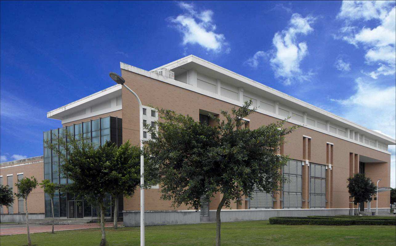 福建5所双非好大学，福建医科大学实力不输211，分不高适合中等生