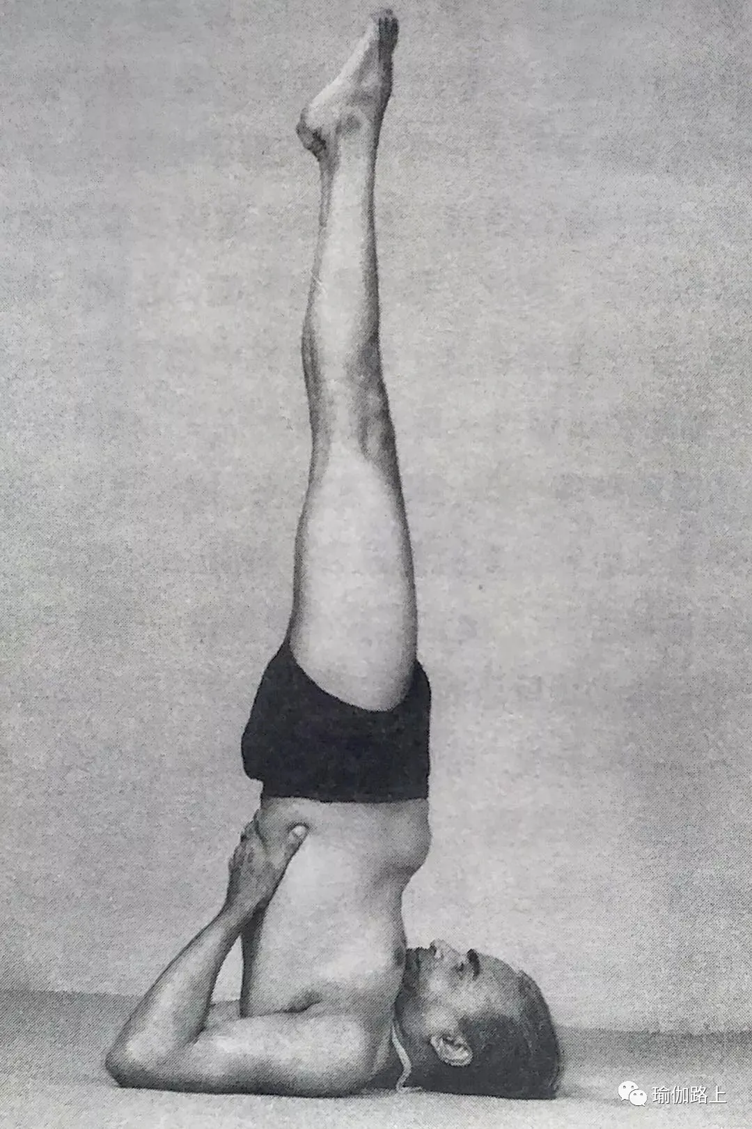 艾扬格密集一 | 32 个经典体式 & 2 大呼吸法经典示范图