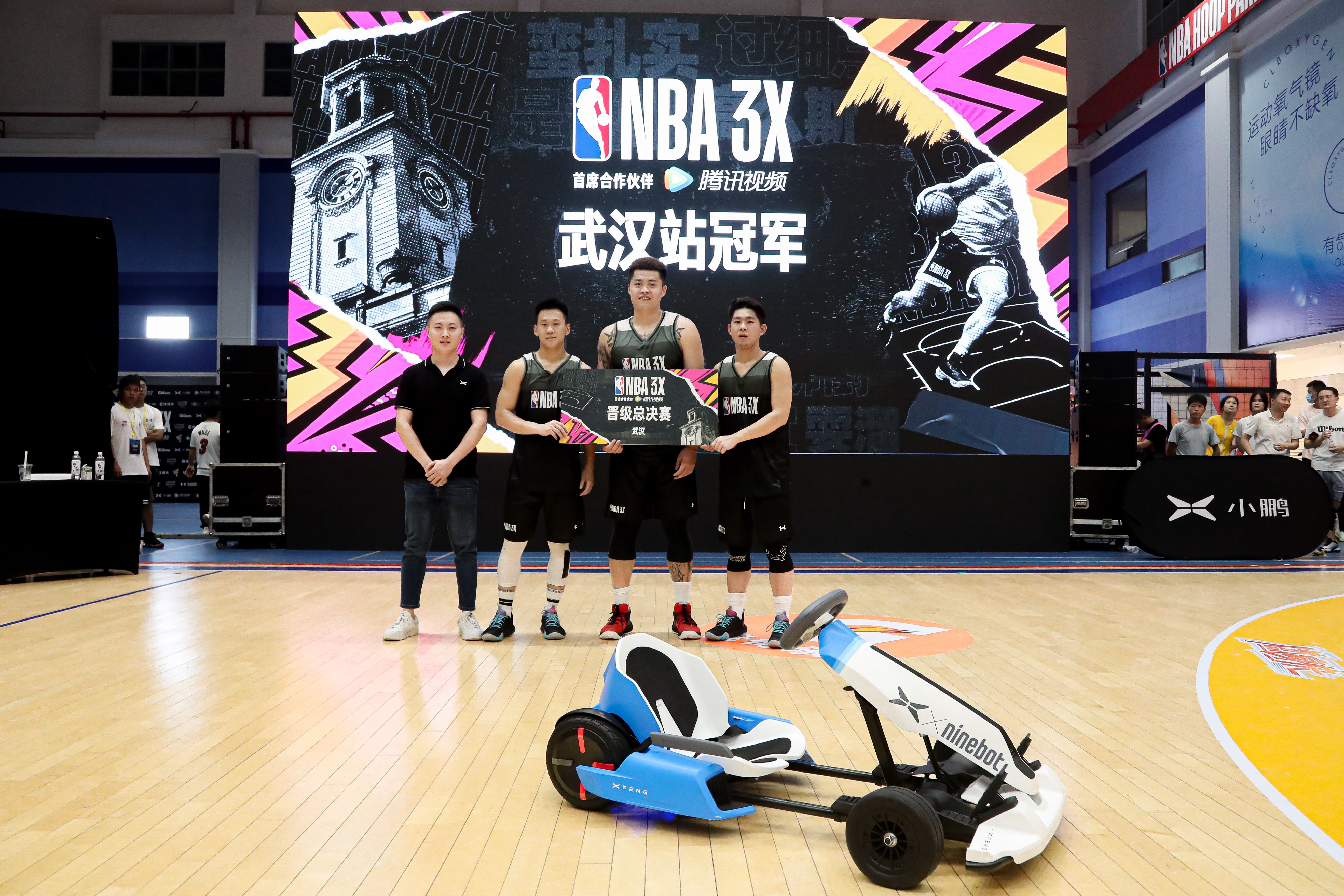 nba3x武汉站有哪些队伍(NBA 3X三人篮球挑战赛武汉站收官！武汉本土球队“多特”逆转夺冠)